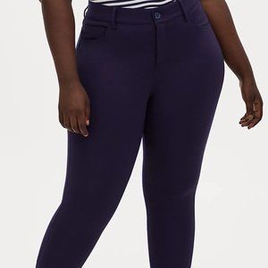 Torrid Bombshell Skinny Pant - Navy Size 1